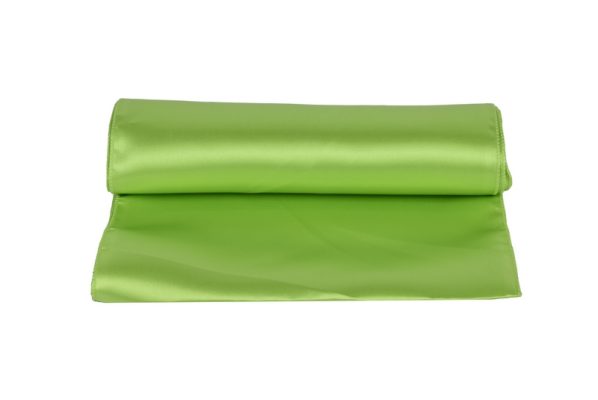 chemin de table satin vert anis location evenement